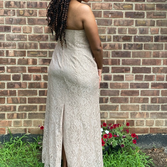 0409 NWOT David’s Bridal Strapless Gown - Picture 5 of 13